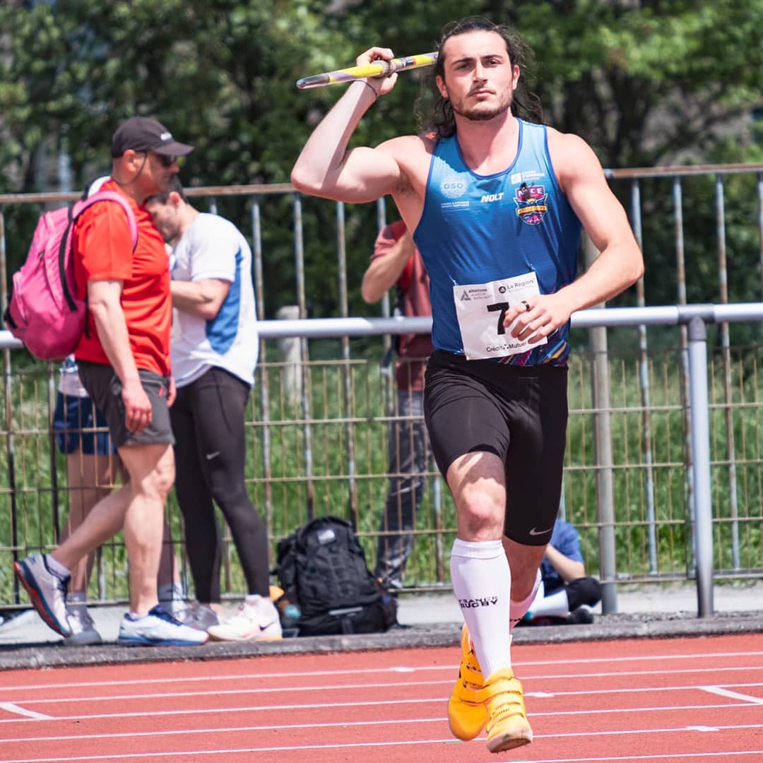 Tenues et maillots de running Athletisme éco-responsables et personnalisables à base de polyester recyclé et recyclable de la marque NOLT