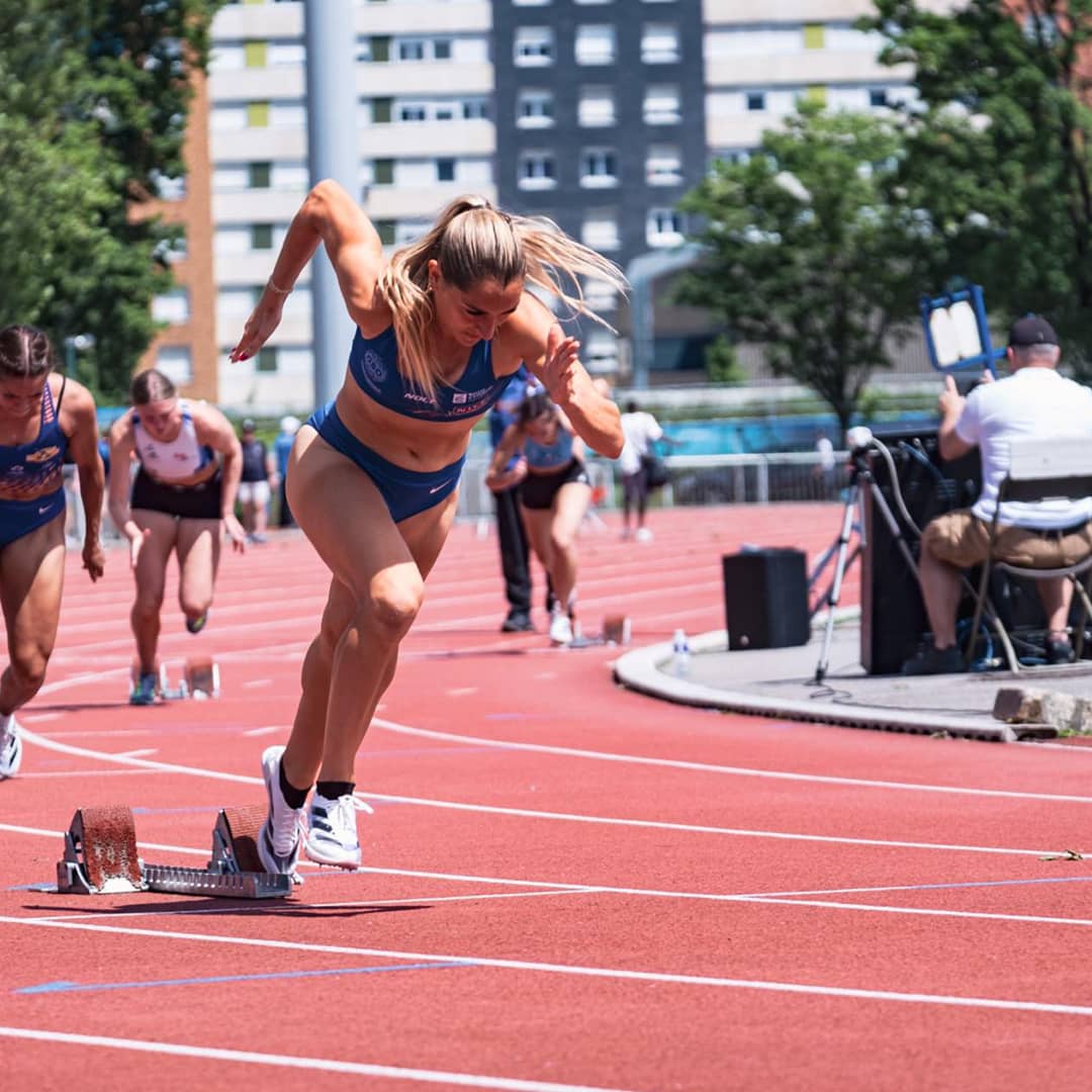 Tenues et maillots de running Athletisme éco-responsables et personnalisables à base de polyester recyclé et recyclable de la marque NOLT